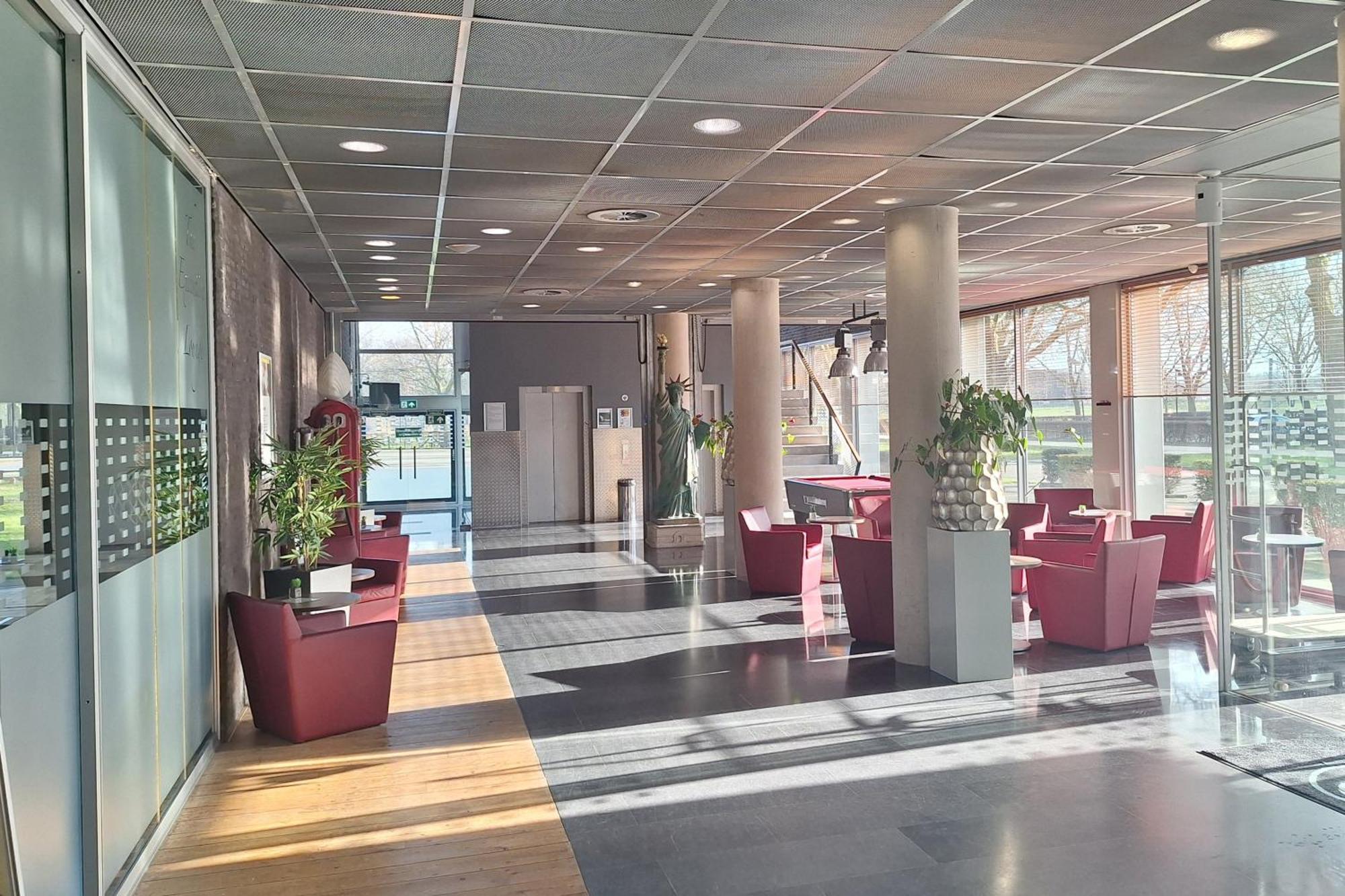 Garner Hotel Maastricht By Ihg Bagian luar foto