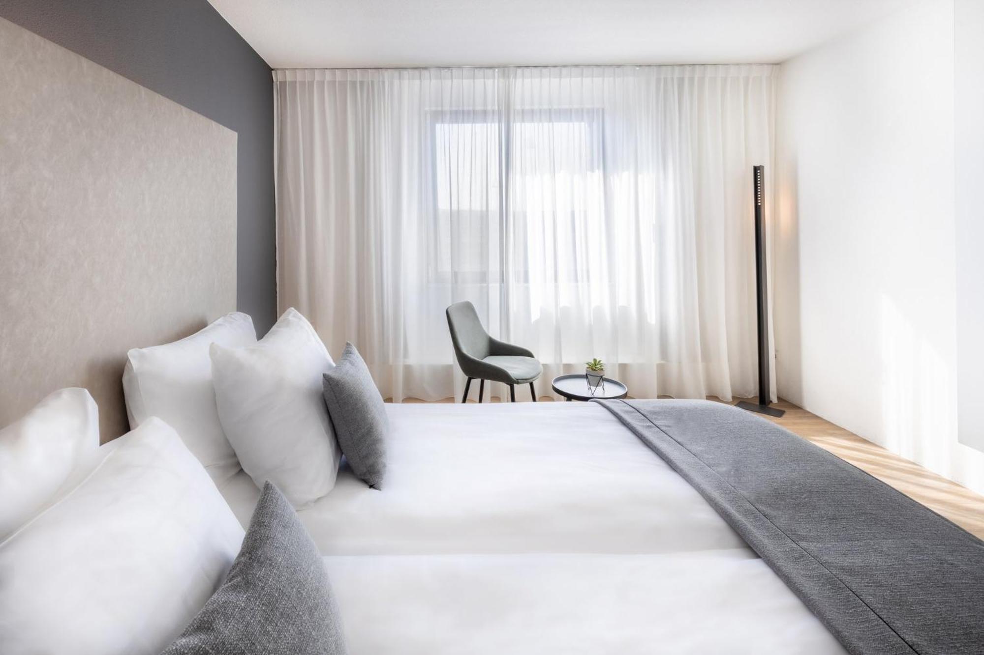 Garner Hotel Maastricht By Ihg Bagian luar foto